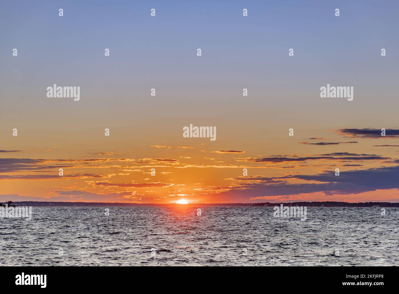 Unglaublicher Sonnenuntergang in den Hamptons Stockfoto