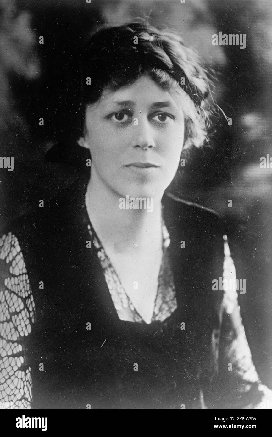 Frauenwahlrecht (Verschiedenes Einzelsuffragettes) - Frau Doris Stevens, jüngste Mitglied des Nationalen Exekutivkomitees der Nationalen Frauenpartei, wurde verhaftet und zu 60 Tagen im Occoquan verurteilt ... 1917 oder 1918. Stockfoto