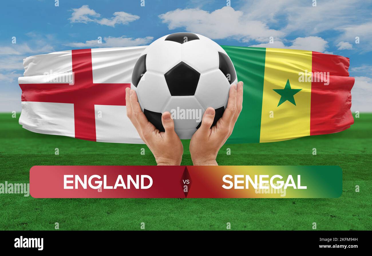 Konzept des Fußballspiels zwischen den Nationalmannschaften von England und Senegal. Stockfoto