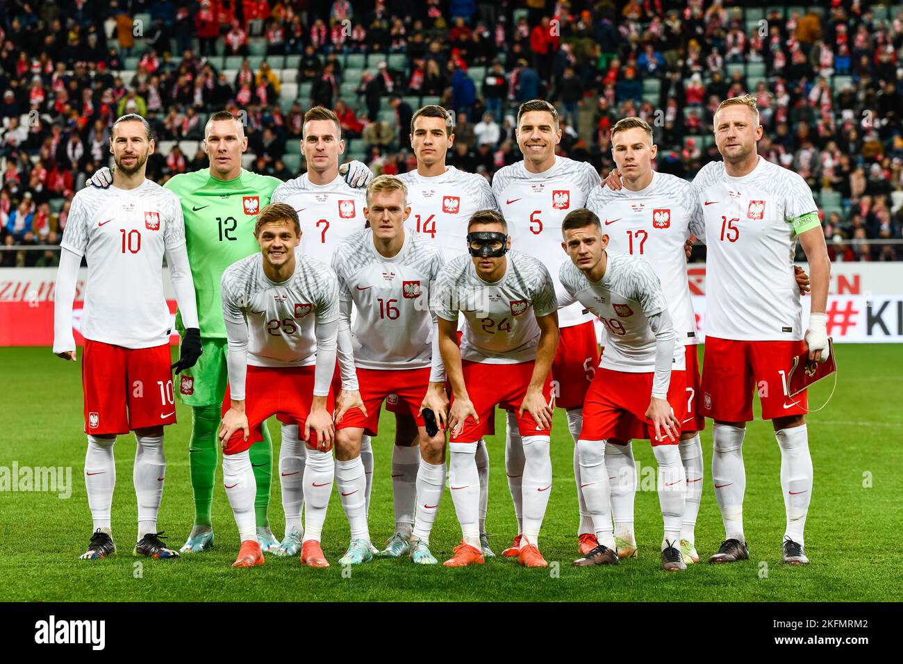 WARSZAWA, POLEN - 16. NOVEMBER 2022: Fußballfreundschaftsspiel Polen gegen Chile 1:0. Polen vor dem Spiel. Stockfoto