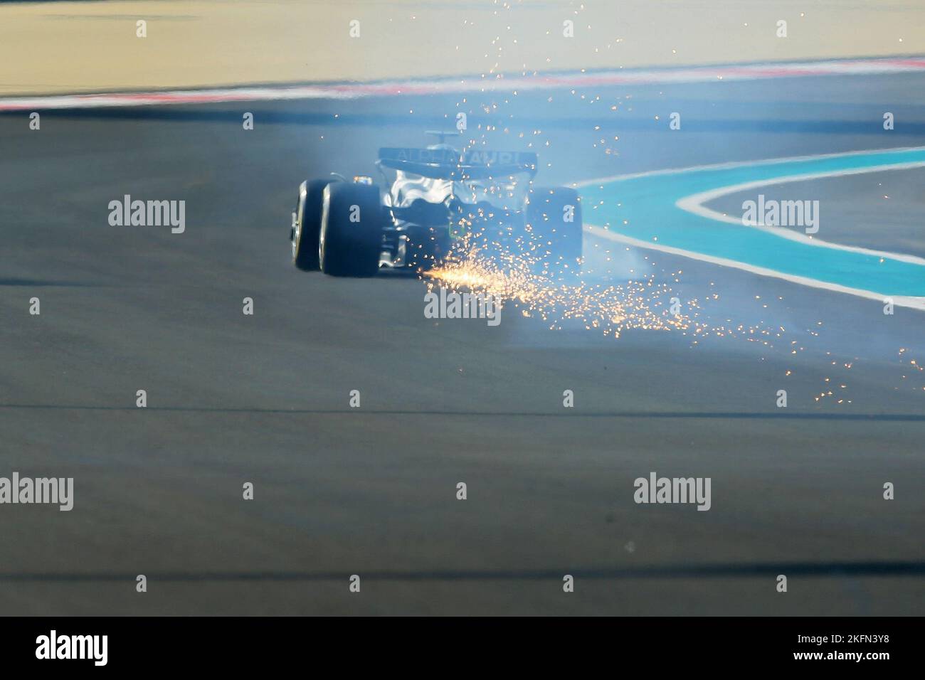 19.. November 2022; Yas Marina Circuit, Yas Island, Abu Dhabi; Pierre Gasly (FRA) Scuderia AlphaTauri AT03, während des Pre-Qualifying-Trainings beim Grand Prix von Abu Dhabi F1 Stockfoto