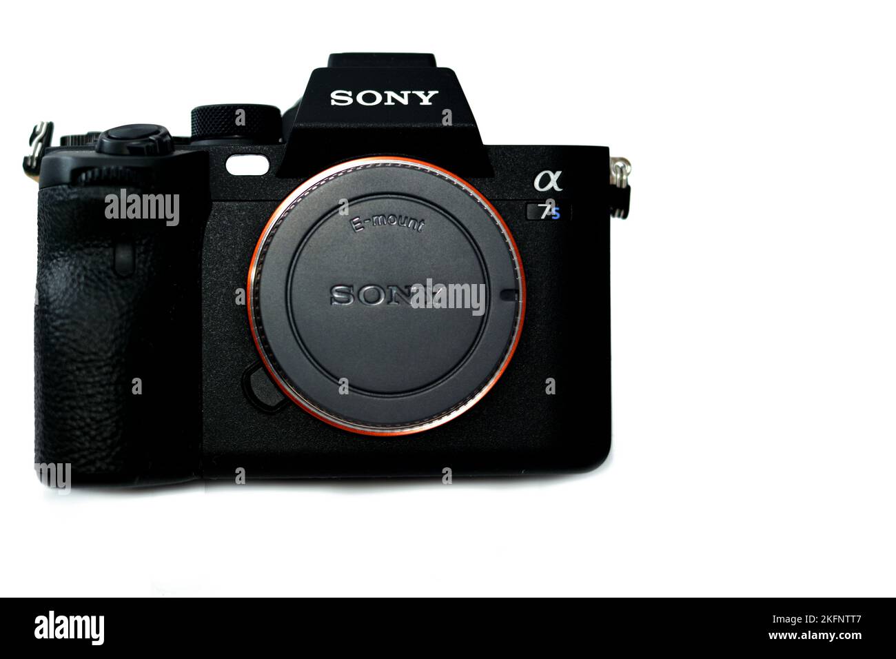 Kairo, Ägypten, Oktober 20 2022: Spiegellose professionelle Vollformat-Digitalkamera Sony Alpha A7s iii mit Exmor R BSI CMOS Sensor, 12 MP, UHD 4K 1 Stockfoto