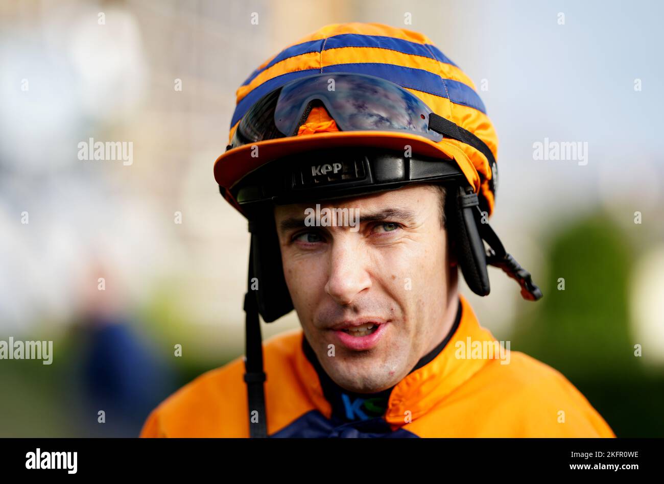 Aidan Coleman, Jockey am November Racing Wochenende Samstag auf Ascot Racecourse. Bilddatum: Samstag, 19. November 2022. Stockfoto