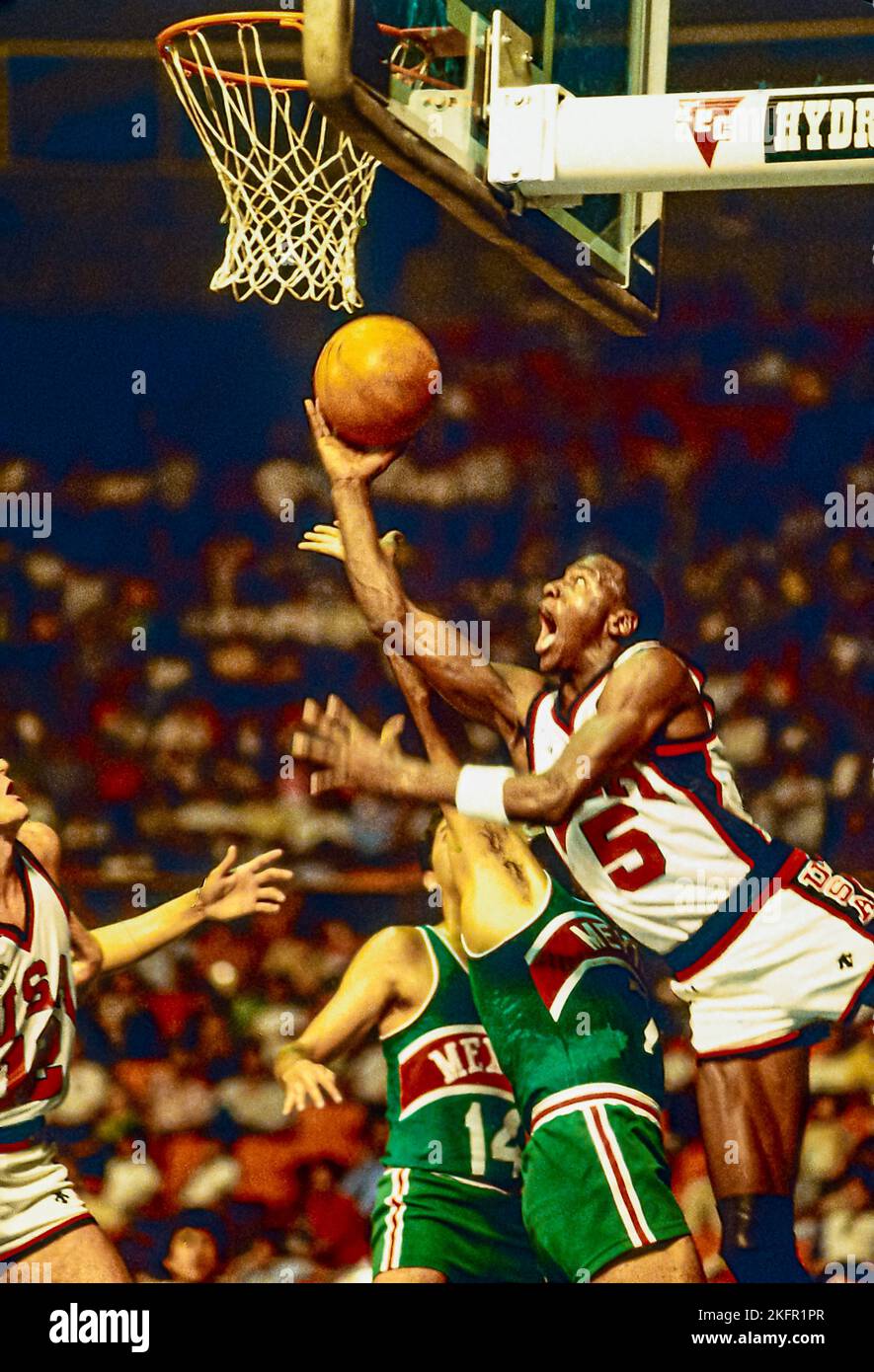 Michael Jordan (USA) tritt bei den Panamerikanischen Spielen 1983 an Stockfoto