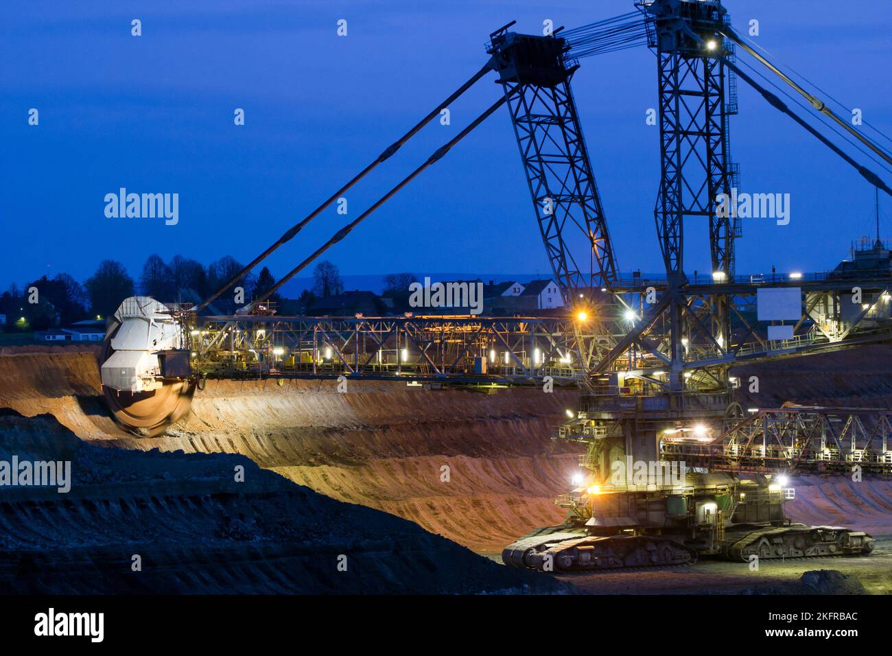 Schaufelradbagger in einem Braunkohle- oder Braunkohlenbruch, Deutschland Stockfoto