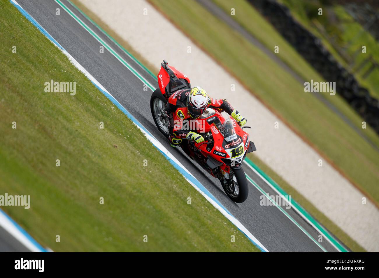 Sonntag, 20. November 2022. FIM Superbike World Championship. Phillip Island, Australien. Rennen 2. Alvaro Bautista (Aruba.it Racing Ducati World Superbike Team) auf der Strecke während des letzten Rennens der Saison 2022. Bautista beendete das Rennen auf dem ersten Platz und sicherte sich seinen zweiten Tagessieg. Stockfoto