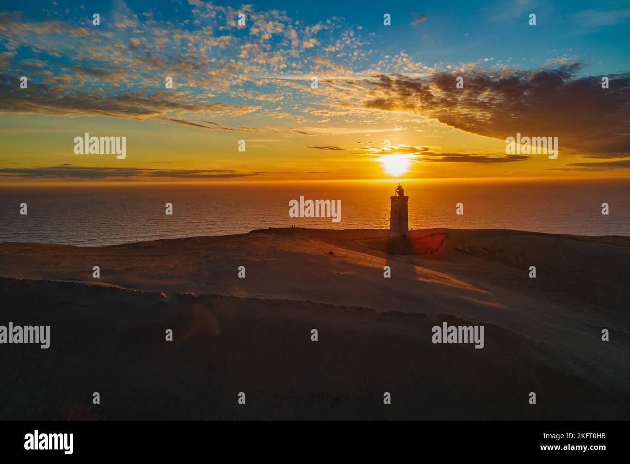 Sonnenuntergang über dem Rubjerg Knude Leuchtturm, Jütland, Dänemark, Europa Stockfoto