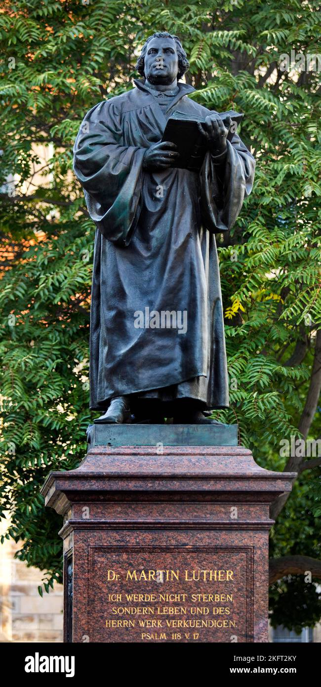 Lutherdenkmal des Bildhauers Fritz Schaper in Erfurt, wo Luther zwischen 1501 und 1511 lebte, Thüringen, Deutschland, Europa Stockfoto