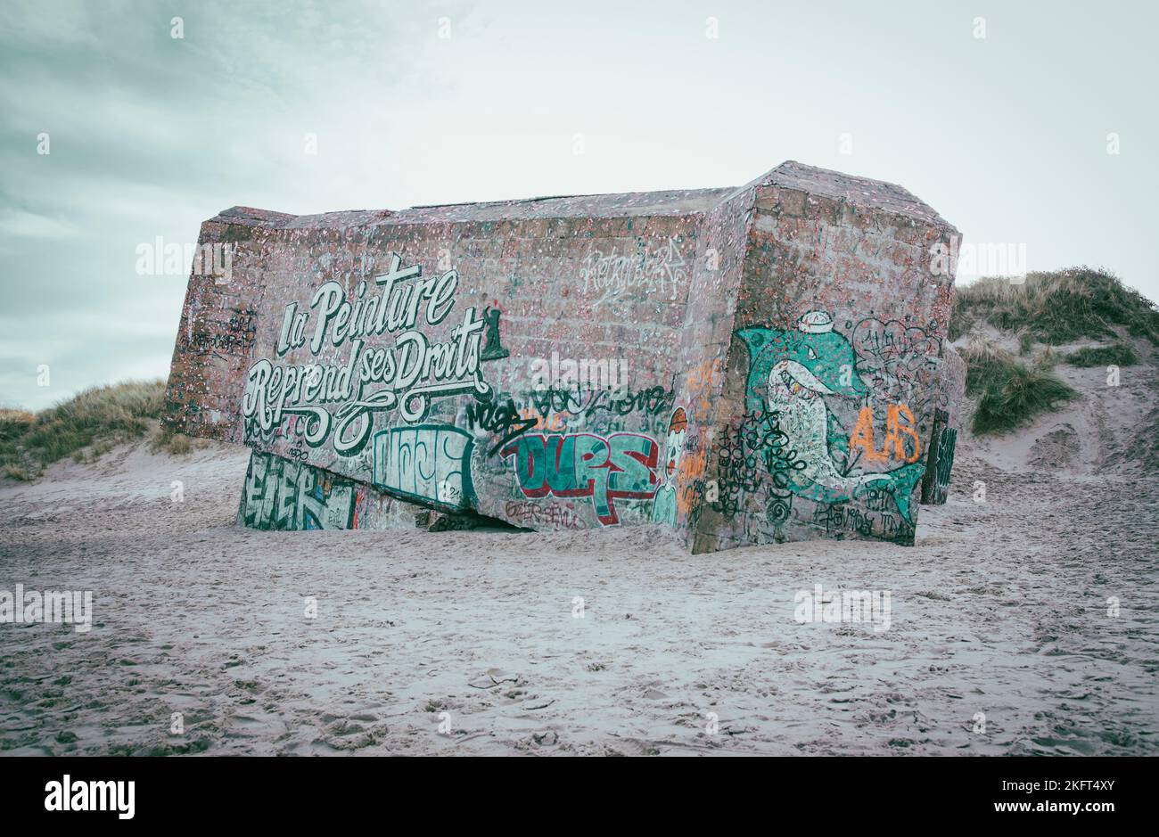 Alte Betonbunker von WW2 am Dünkirchen Strand Stockfoto