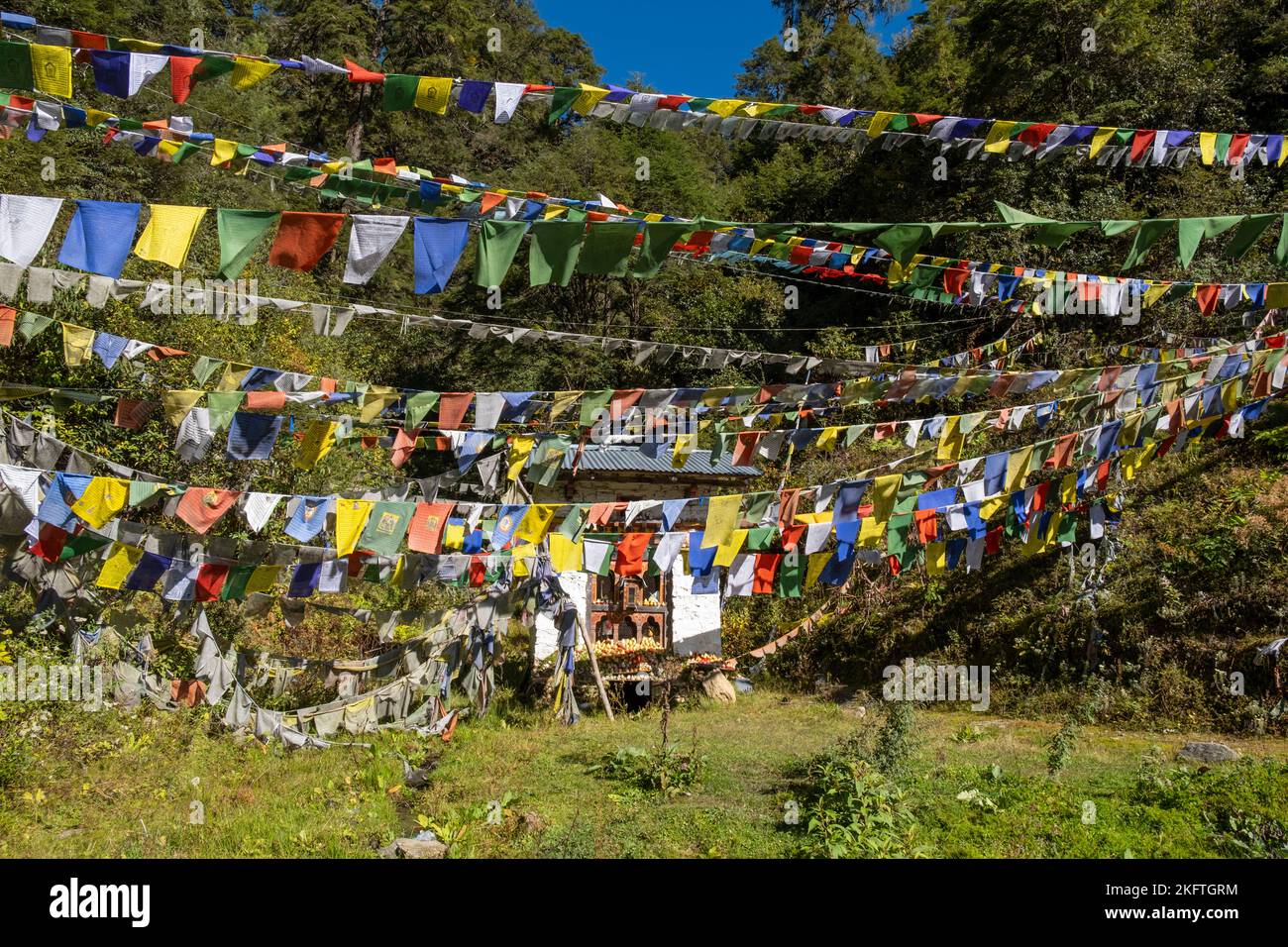 Gebetsflaggen in Bhutan... Stockfoto