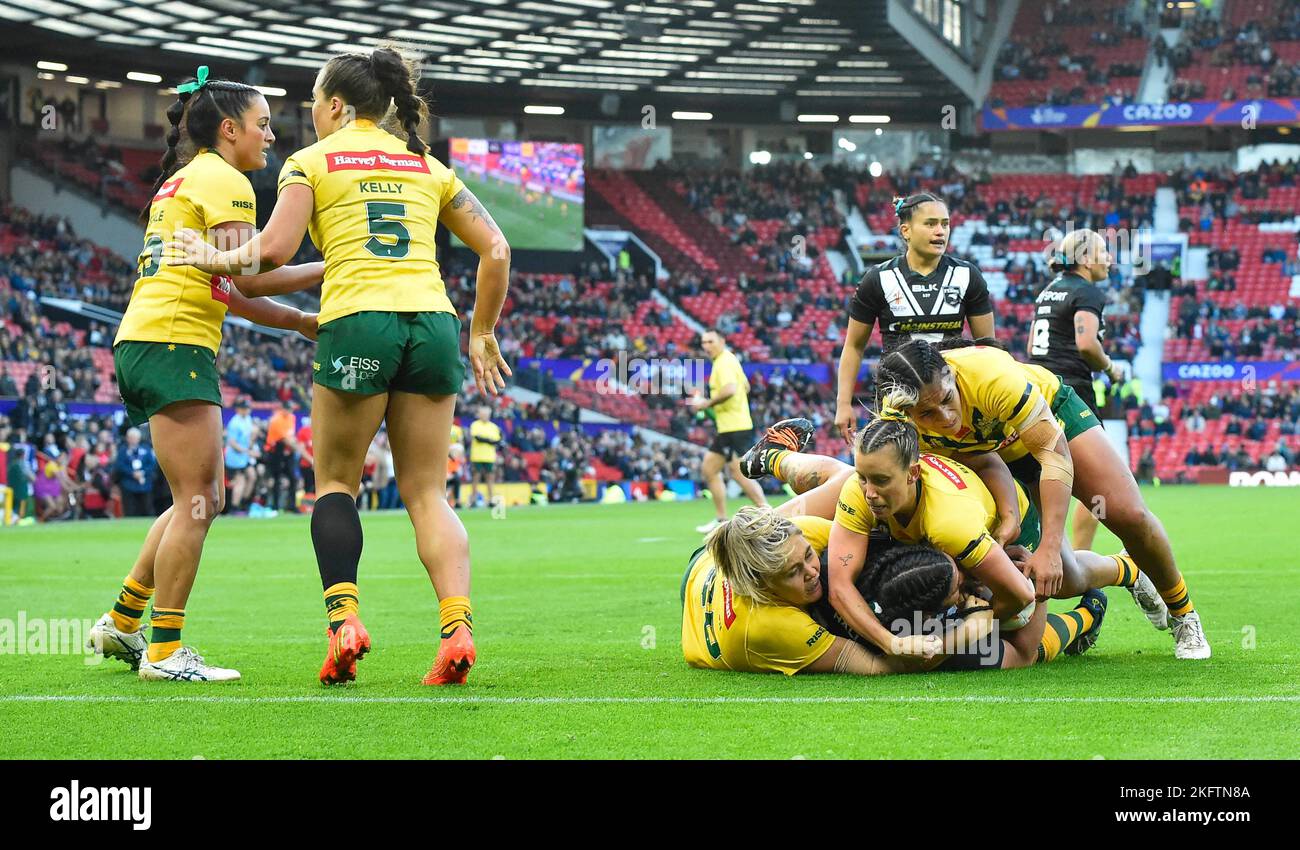 Manchester ENGLAND - 19. NOVEMBER. Spielaktion während des Rugby League World Cup Womens Finales zwischen Australien und Neuseeland im Old Trafford am 19. - 2022. November in Manchester England. Stockfoto
