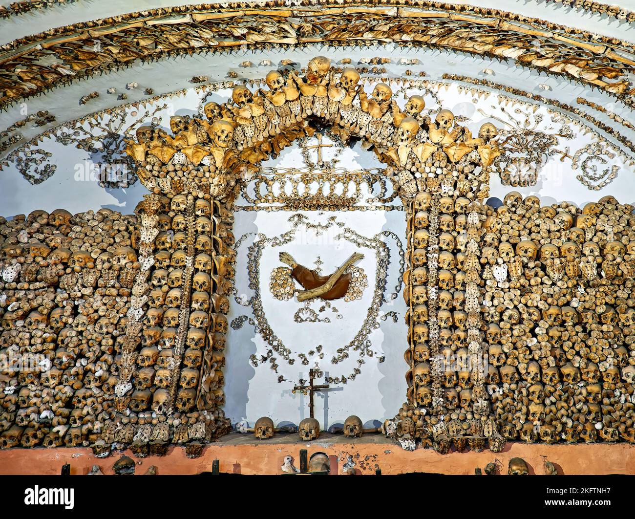 Rom Latium Italien. Die Kapuzinergruft besteht aus mehreren kleinen Kapellen, die sich unterhalb der Kirche Santa Maria della Concezione dei Cappuccini auf dem V befinden Stockfoto
