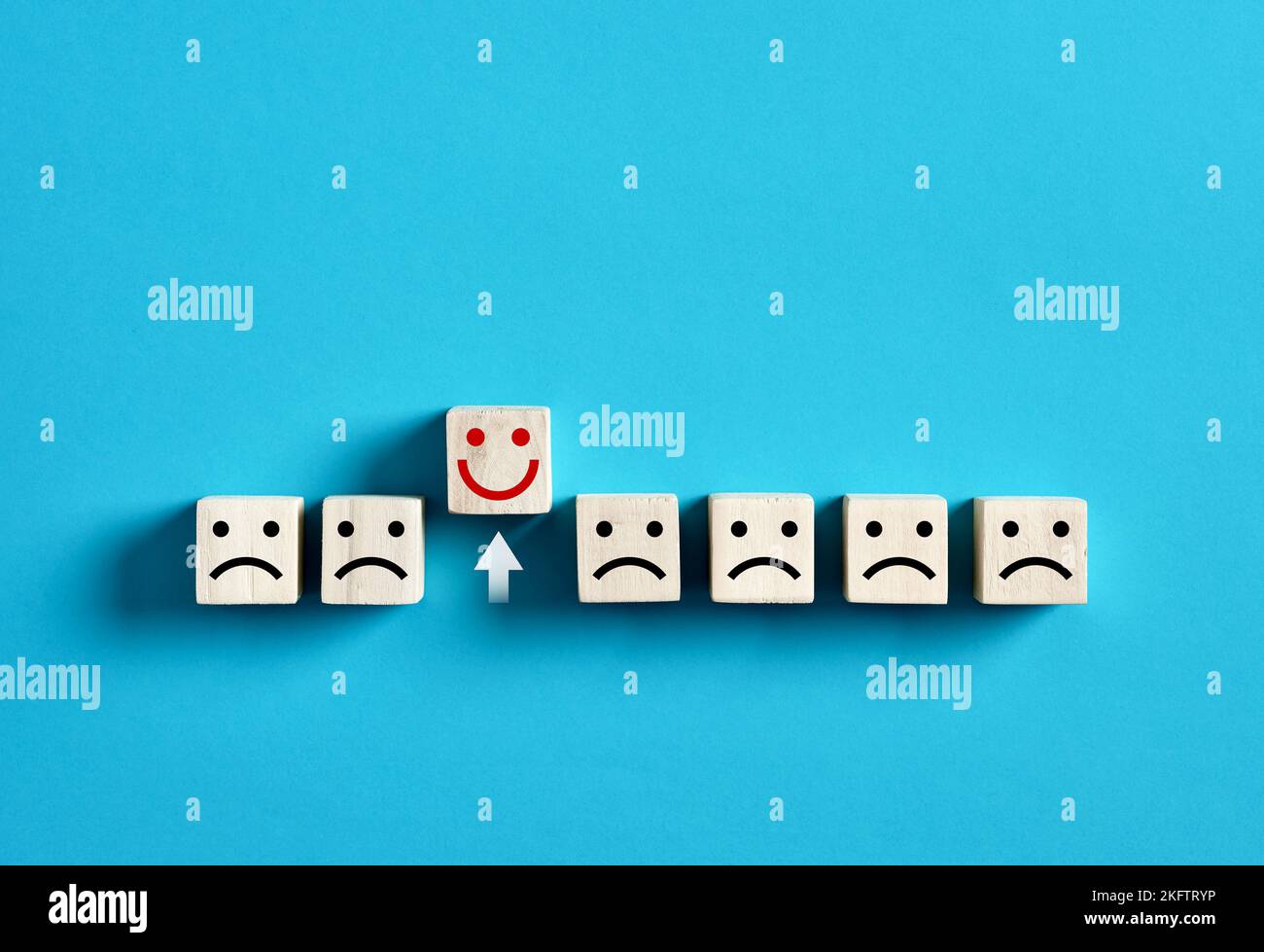 Konzepte für Kundenfeedback, Benutzererfahrung, Kundenauswahl, Servicebewertung und Zufriedenheitsumfragen. Lächelndes glückliches Gesicht Symbol kommt aus einer Reihe von Stockfoto
