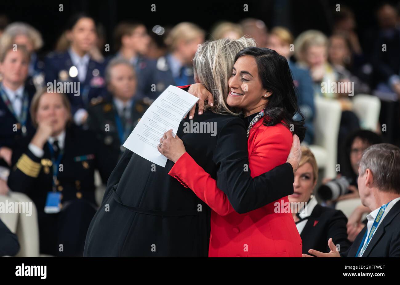 Halifax, Kanada - 18. November 2022: Arbeitsmomente des Forums für internationale Sicherheit in Halifax, Kanada. Unter den Teilnehmern des Forums wird die kanadische Verteidigungsministerin Anita Anand gesehen Stockfoto