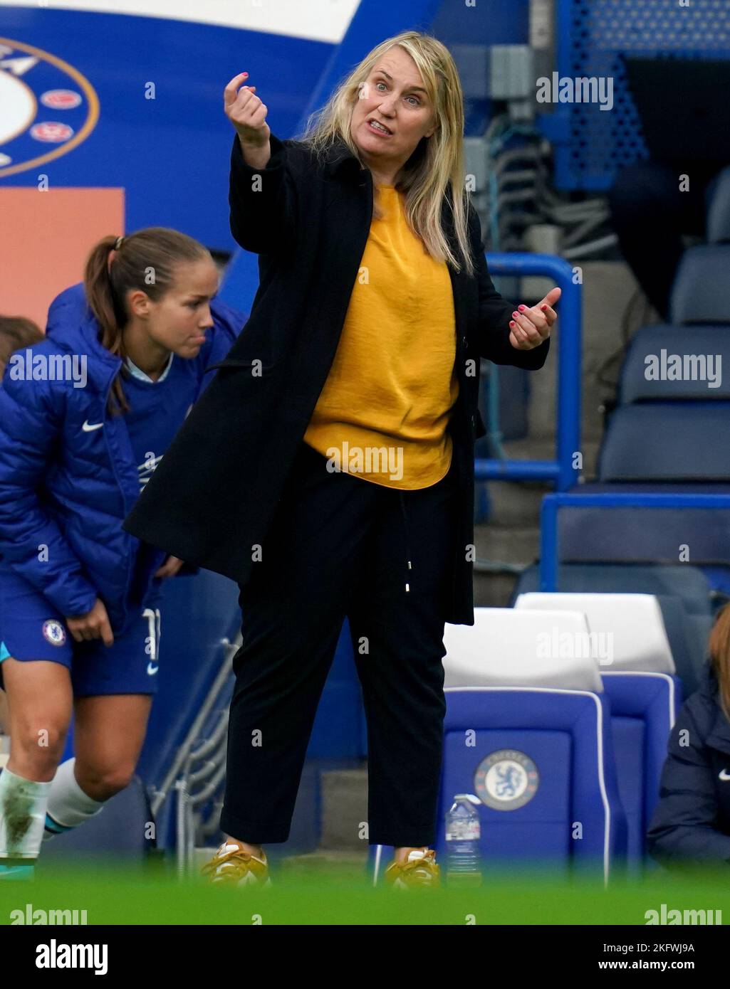 ChelseaManagerin Emma Hayes zeigt beim Spiel der Barclay Women's Super