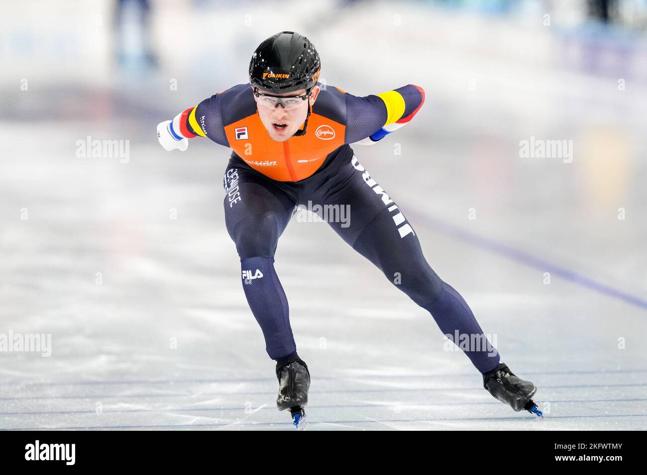 HEERENVEEN, NIEDERLANDE - 20. NOVEMBER: Joep Wennemars aus den Niederlanden startet am 20. November 2022 im Rahmen der Speedskating World Cup 2 in Thialf in Heerenveen, Niederlande (Foto: Douwe Bijlsma/Orange Picles) Stockfoto