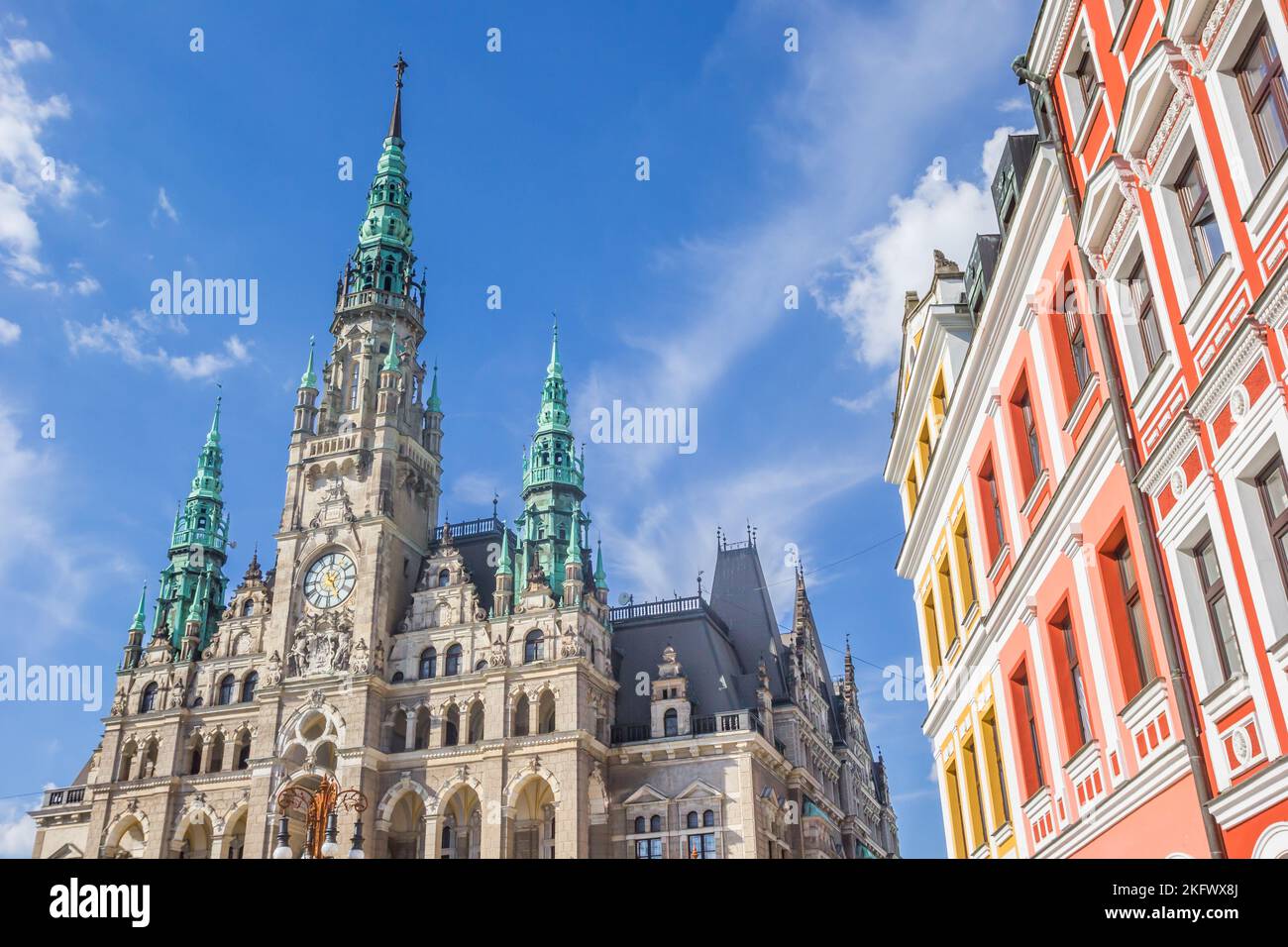 Bunte Häuser und historisches Rathaus in Liberec, Tschechische Republik Stockfoto