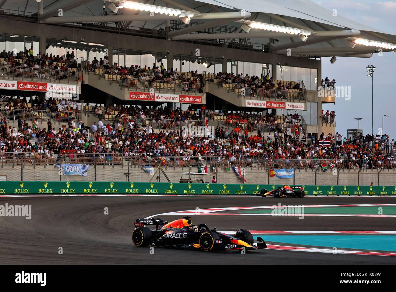 Abu Dhabi, Abu Dhabi. 20.. November 2022. Max Verstappen (NLD) Red Bull Racing RB18. Abu Dhabi Grand Prix, Sonntag, 20.. November 2022. Yas Marina Circuit, Abu Dhabi, VAE. Quelle: James Moy/Alamy Live News Stockfoto