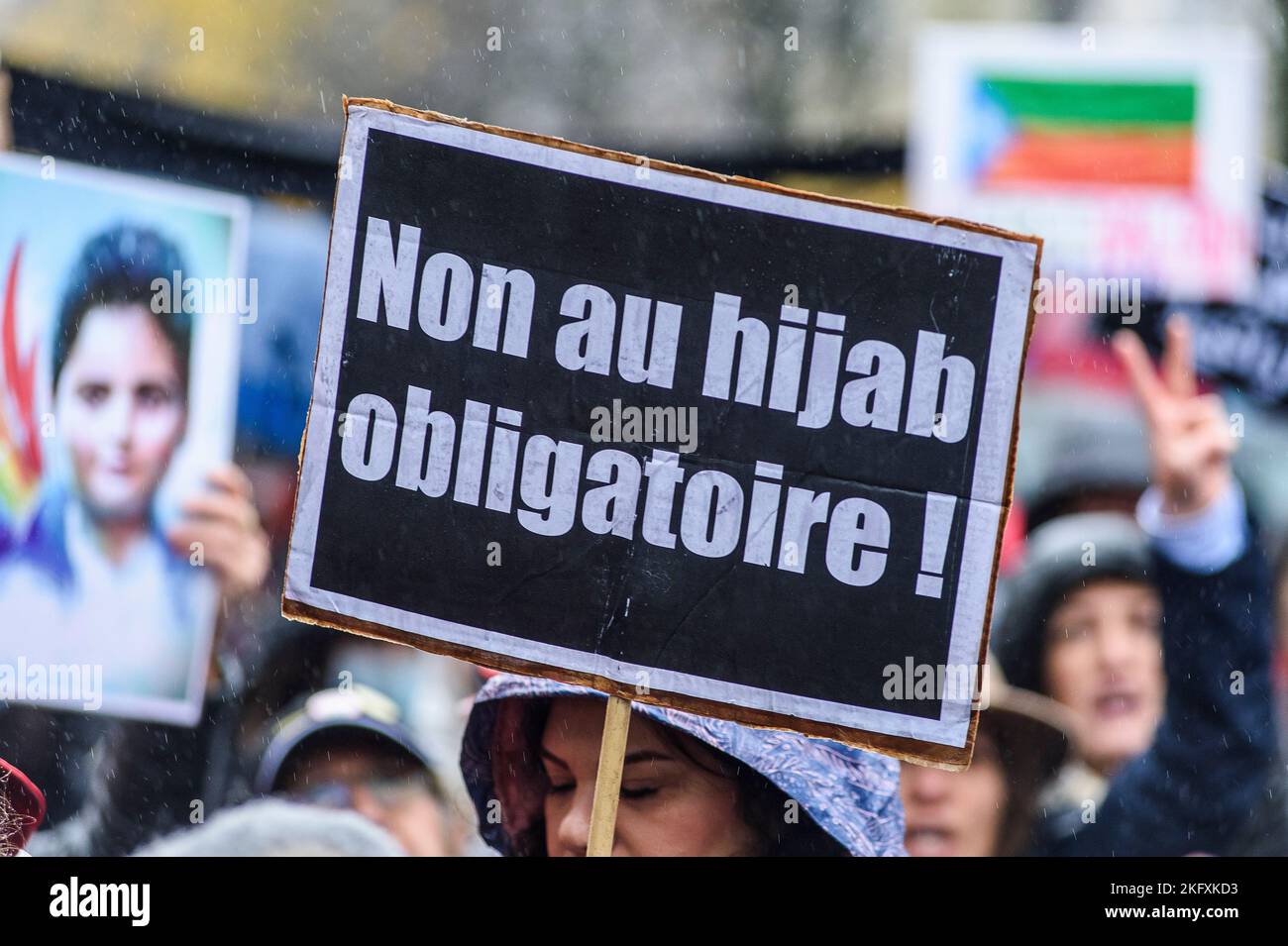 Demonstration in den Straßen von Brüssel gegen Mollahs, Folter, Hijab und Druck gegen Frauen im Iran - Nein zur obligatorischen Hijab |-Demonstration Stockfoto