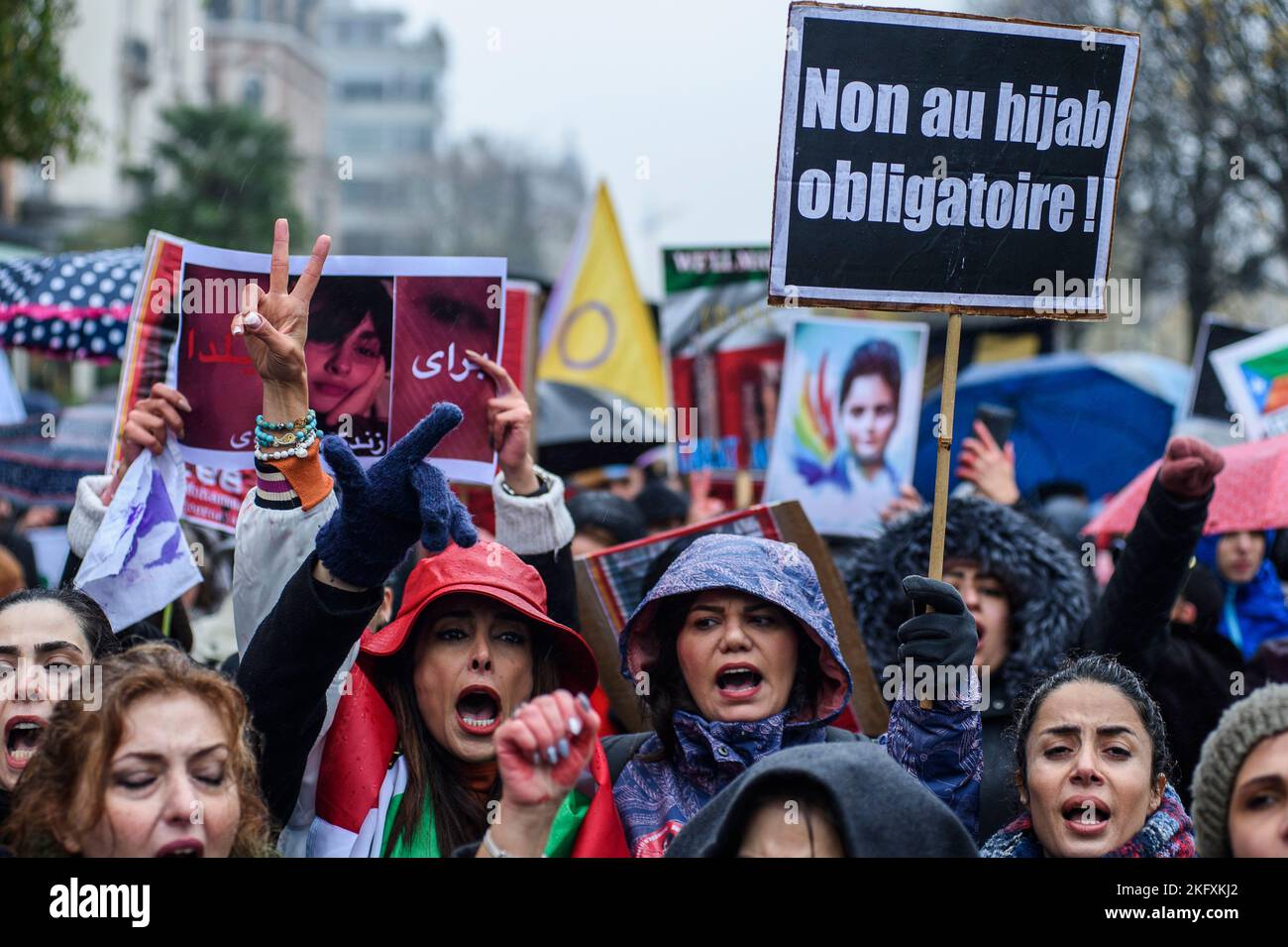 Demonstration in den Straßen von Brüssel gegen Mollahs, Folter, Hijab und Druck gegen Frauen im Iran - Nein zur obligatorischen Hijab |-Demonstration Stockfoto