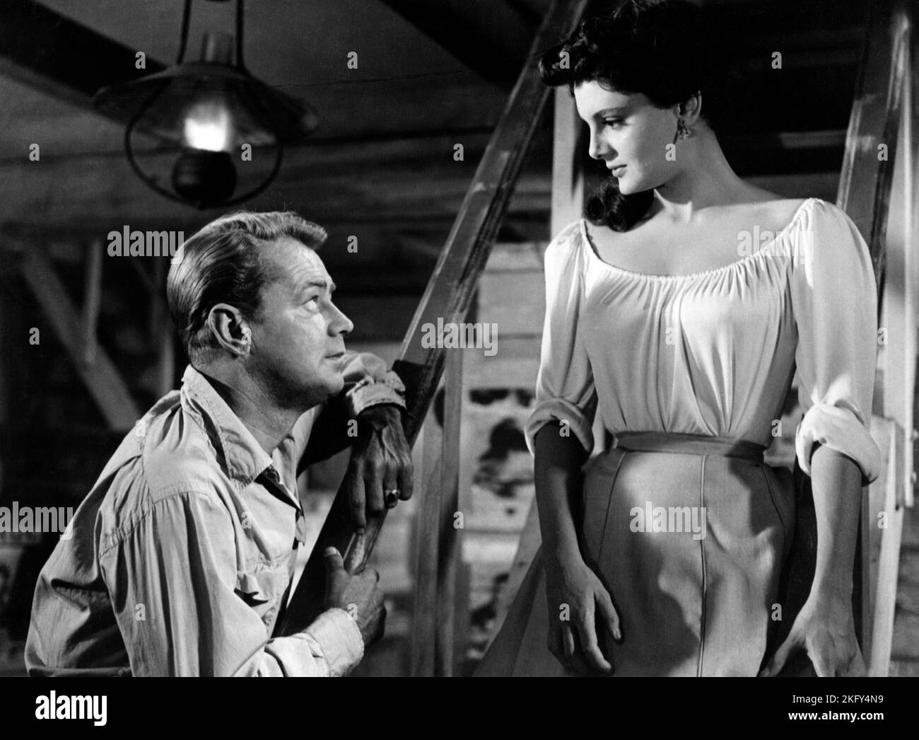 Alan Ladd, Rossura Podesta, Dreharbeiten zum Film, „Santiago“, Warner Bros., 1956 Stockfoto