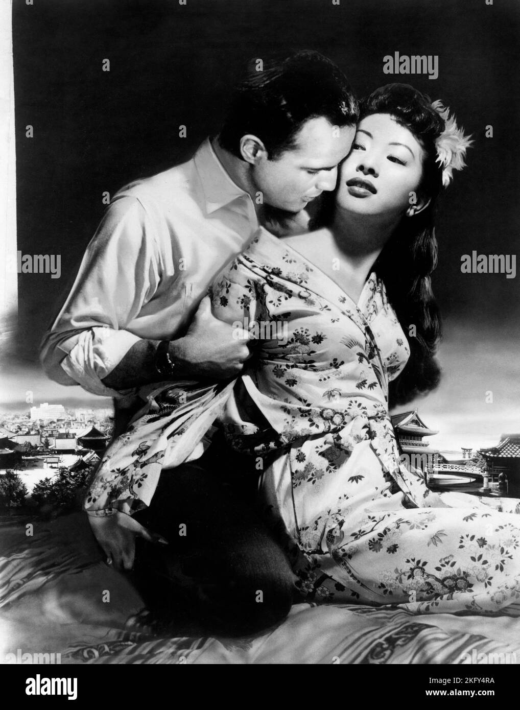Marlon Brando, Miiko Taka, am Set des Films, „Sayonara“, Warner Bros., 1957 Stockfoto