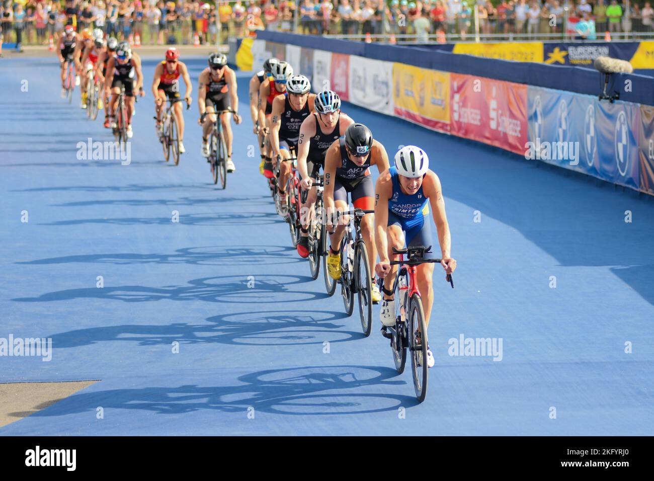 Gabriel Sandor (Schweden), Sebastian Wernersen (Norwegen). Triathlon-Männer. Europameisterschaften München 2022 Stockfoto