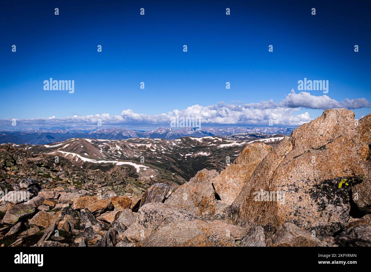 In den Rocky Mountains in Colorado, Vereinigte Staaten von Amerika. Der Geist kann nur pausieren und lächeln. Stockfoto