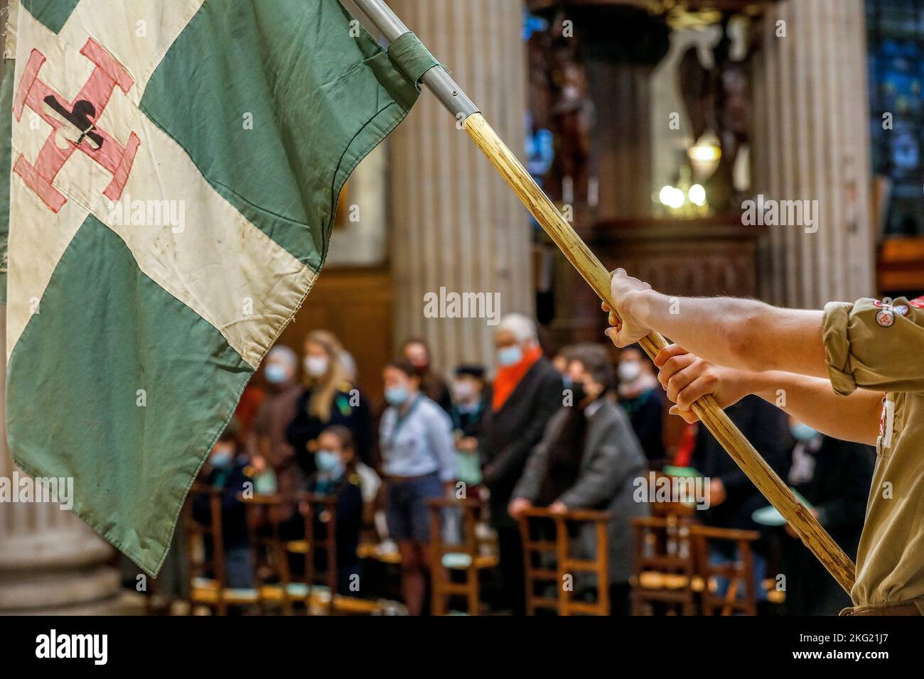 Sonntagsmesse in der katholischen Kirche Saint Philippe du Roule, Paris. Stockfoto