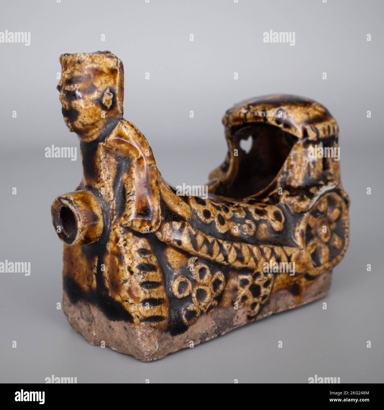 Antike, Bernsteinfarbene Wassertropfen Aus China. Objekt des Gelehrten. Song oder Yuan-Dynastie Stockfoto