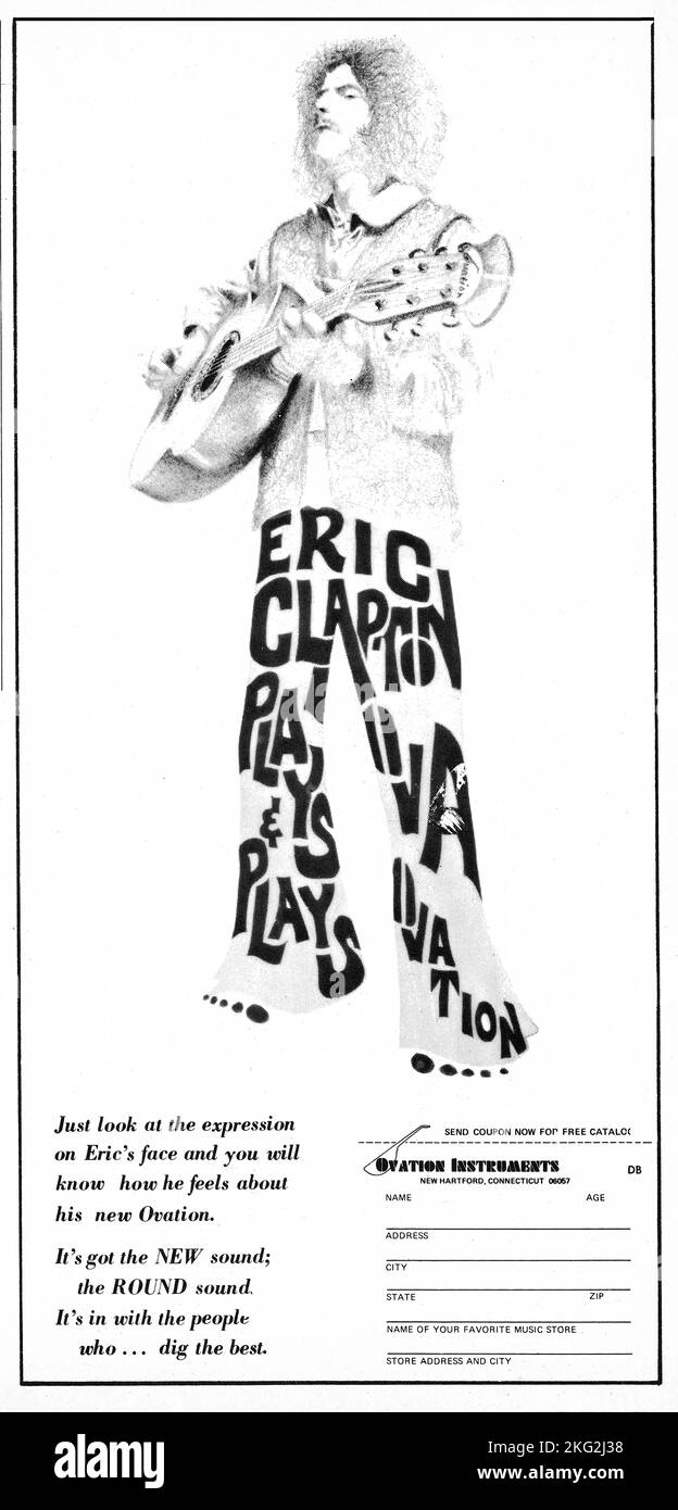 Ein Werbespot aus einem Musikmagazin aus dem Jahr 1970er mit Eric Clapton, der Ovation-Gitarren unterstützt. Stockfoto