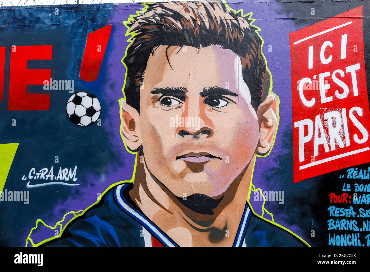 Street Art von Citra-Arm Crew in Paris, Frankreich. Fußballspieler Lionel Messi Stockfoto