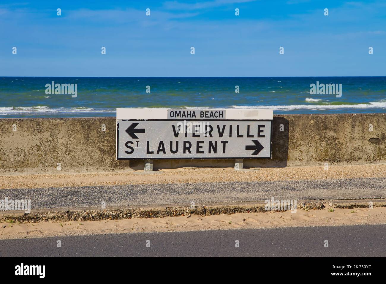 Omaha Beach Schild an Shoreline Stockfoto