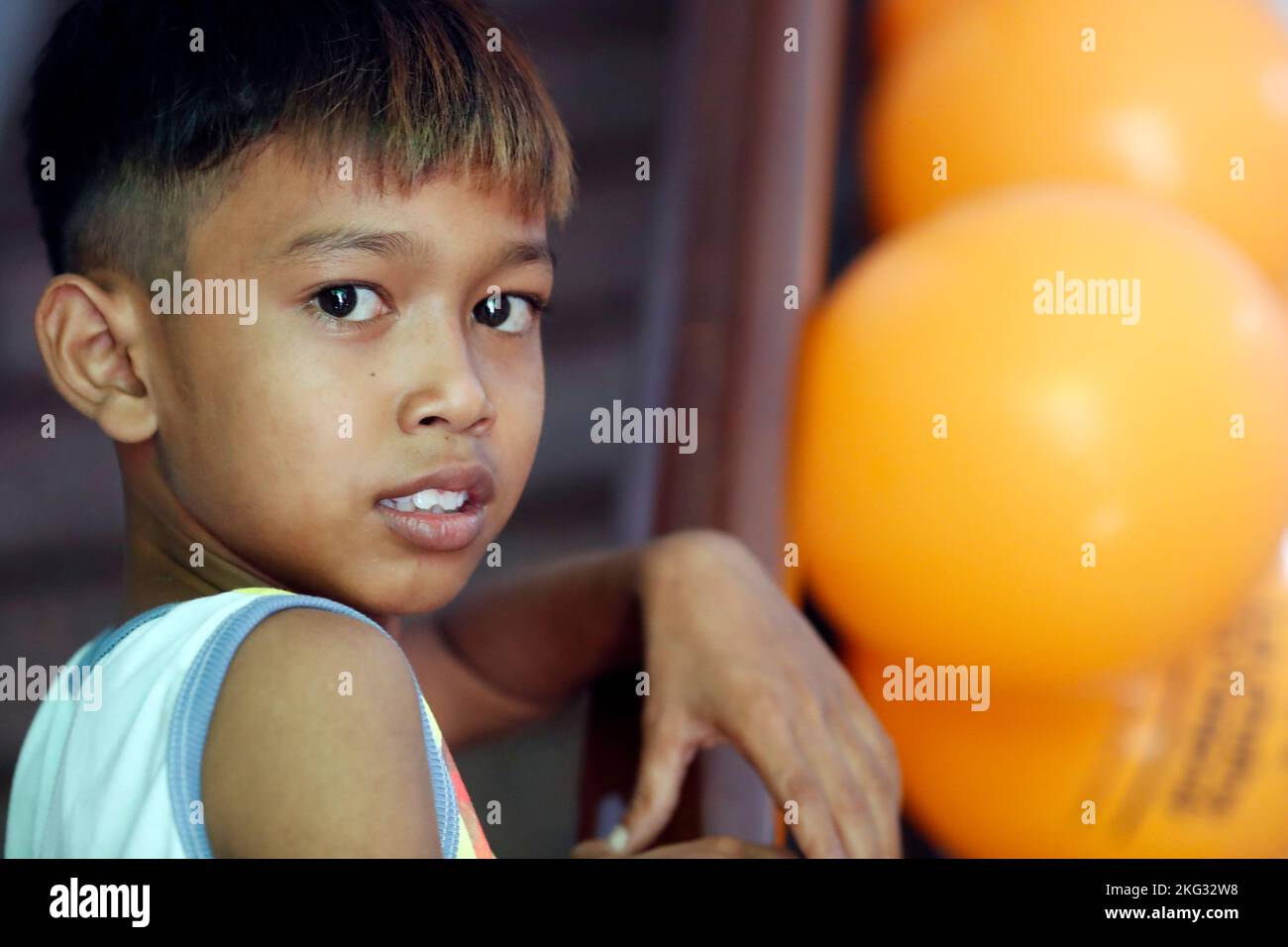 Kinderpavillon unter der Regie der katholischen Schwestern Domincan und Chaine de l'Espoir. Kostenlose Behandlung für Kinder mit kongenitaler Herzkrankheit. Stockfoto