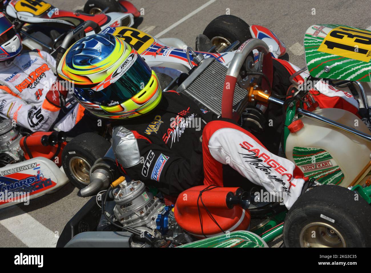 Logan Sargeant ist ein amerikanischer Rennfahrer, 2022 trat er mit Carlin an der FIA Formel 2-Meisterschaft an, er wird für Williams Racing in der Formel-1-Weltmeisterschaft 2023 fahren, nachdem er über die Williams Driver Academy seinen Abschluss gemacht hat. Stockfoto