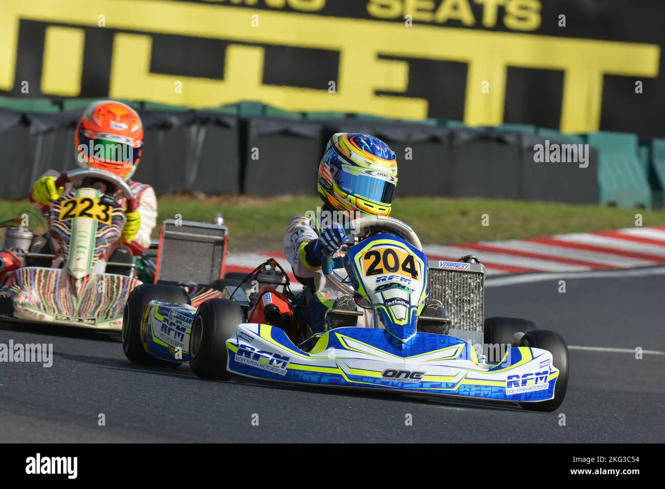 Logan Sargeant ist ein amerikanischer Rennfahrer, 2022 trat er mit Carlin an der FIA Formel 2-Meisterschaft an, er wird für Williams Racing in der Formel-1-Weltmeisterschaft 2023 fahren, nachdem er über die Williams Driver Academy seinen Abschluss gemacht hat. Stockfoto