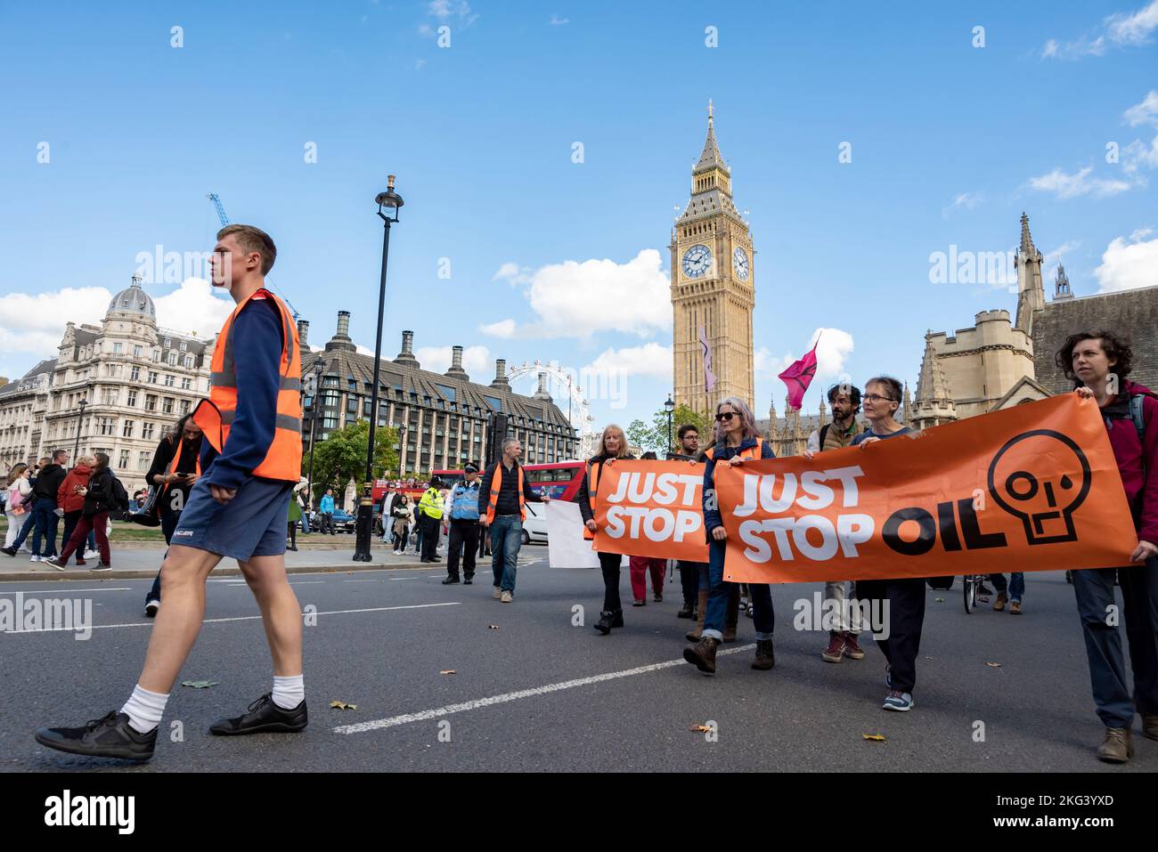 Protest gegen „Just Stop Oil“-Öl in London rund um City Landmarks Stockfoto