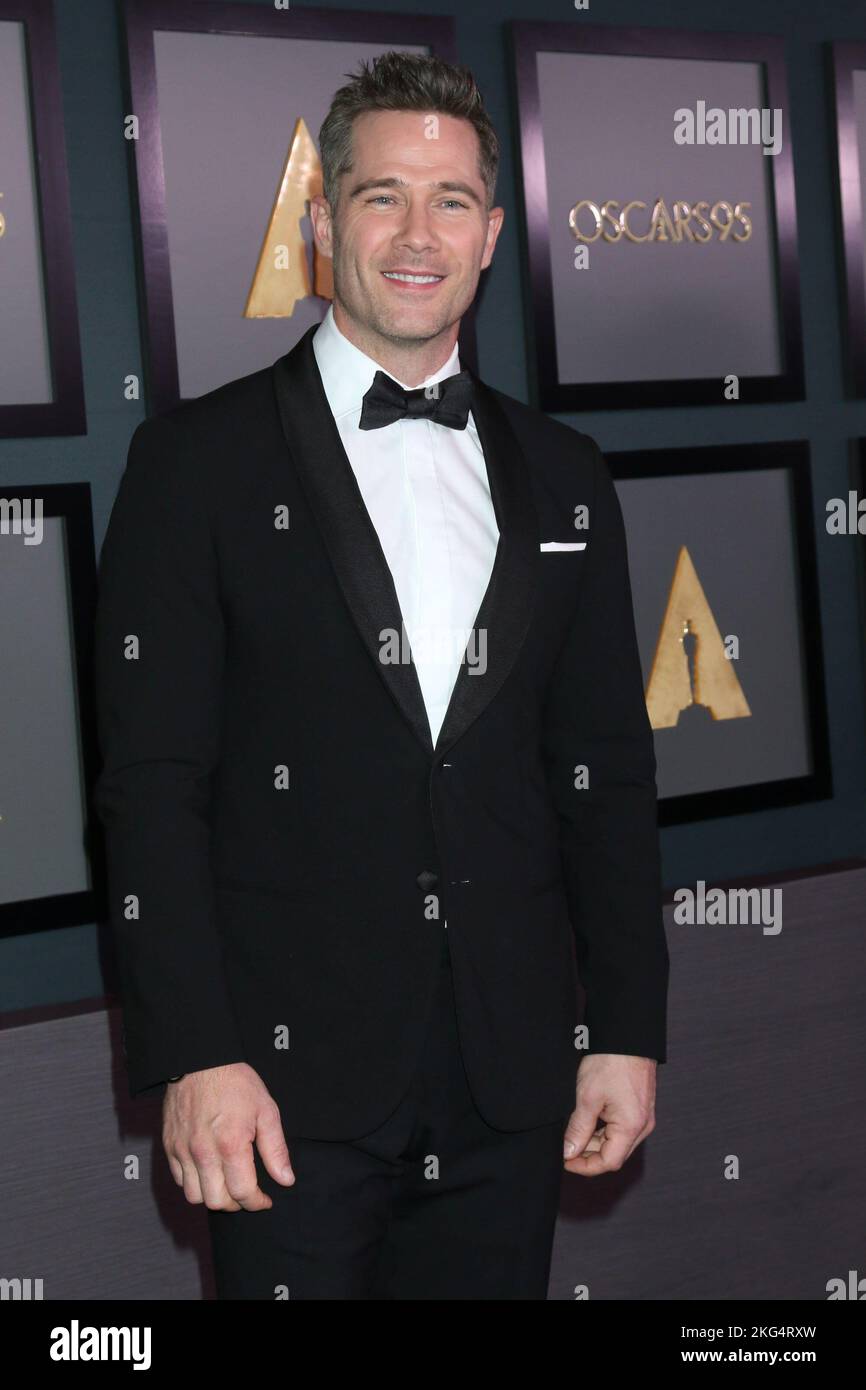 Luke Macfarlane bei der Ankunft für die Academy of Motion Picture Arts and Sciences 13. Governors Awards - Teil 2, Fairmont Century Plaza Hotel, Los Angeles, CA 19. November 2022. Foto: Priscilla Grant/Everett Collection Stockfoto