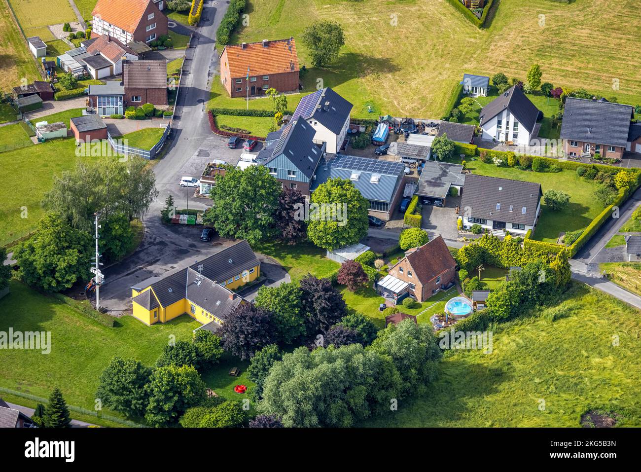 Luftaufnahme, Feuerwehr Osttünnen, Dorfansicht Osttünnen, Rhynern, Hamm, Ruhrgebiet, Nordrhein-Westfalen, Deutschland, Feuerwehrleute, Brandschutz, Stockfoto