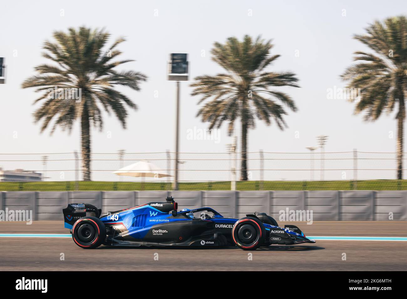 Logan Sargeant (USA) Williams Racing FW44. 21.11.2022. Formula 1 Testing, Yas Marina Circuit, Abu Dhabi, Montag. Der Bildnachweis sollte lauten: XPB/Alamy Live News. Stockfoto