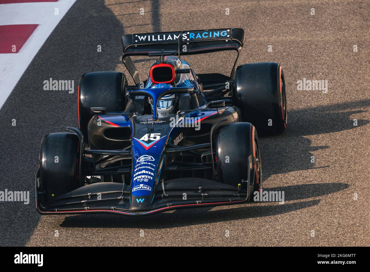 Logan Sargeant (USA) Williams Racing FW44. 21.11.2022. Formula 1 Testing, Yas Marina Circuit, Abu Dhabi, Montag. Der Bildnachweis sollte lauten: XPB/Alamy Live News. Stockfoto