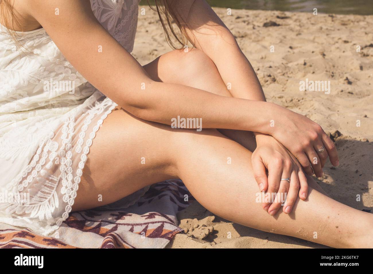 Nahaufnahme weibliche Knie Konzeptfoto Stockfoto