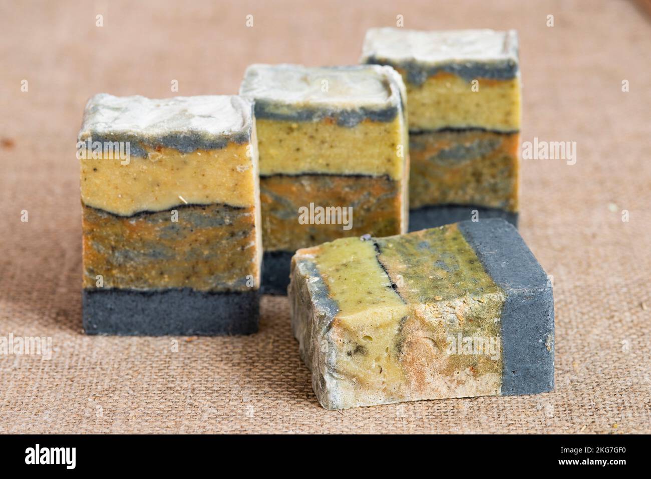 Handgemachte Seife Nahaufnahme. Spa-Behandlungen, Hautpflegekonzept Stockfoto