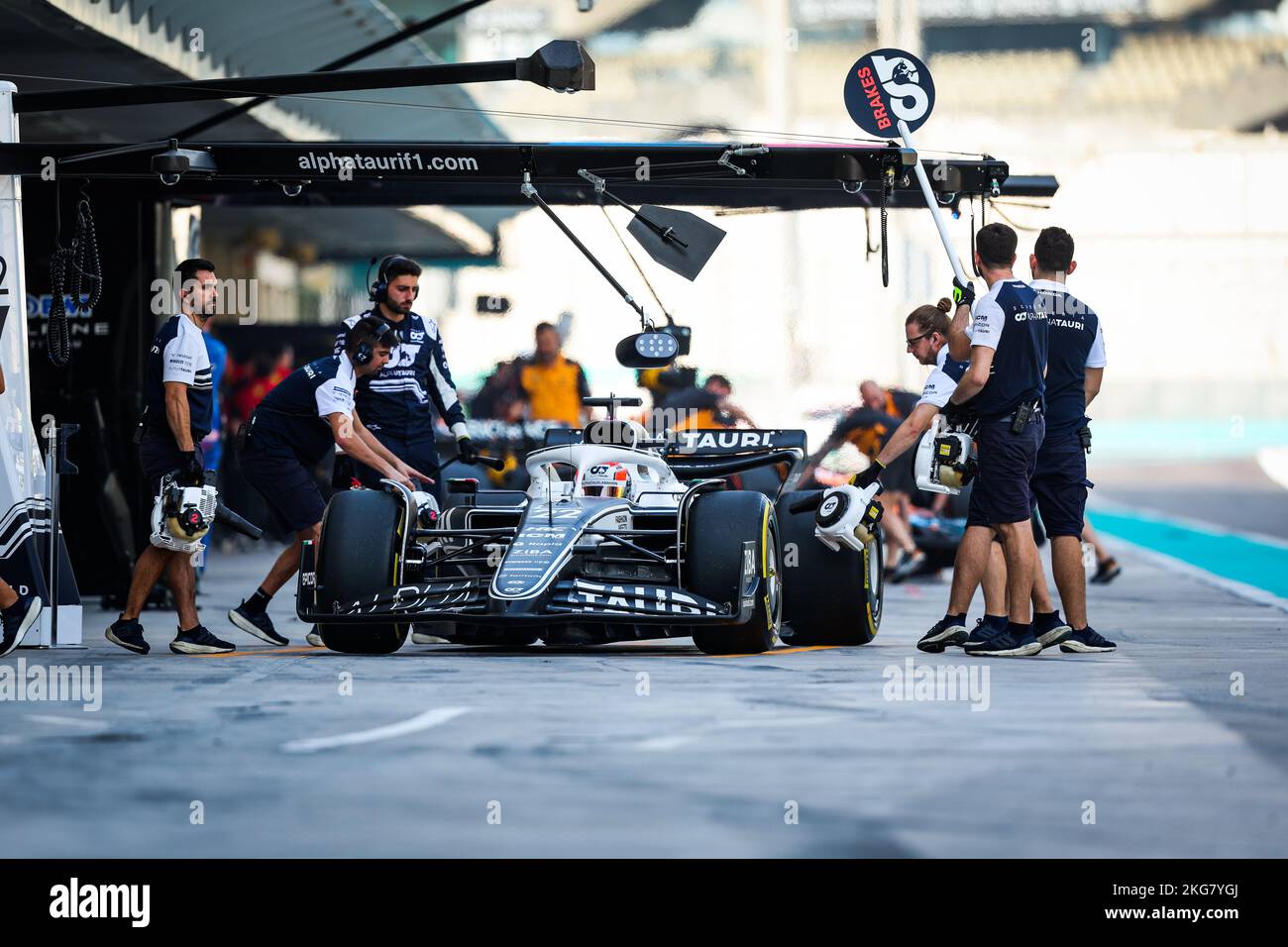 22 TSUNODA Yuki (jap), Scuderia AlphaTauri AT03, Aktion während der 2022 Nachsaison-Tests vom 22. Bis 23. November 2022 auf dem Yas Marina Circuit, auf der Insel Yas, Abu Dhabi - Foto Florent Gooden / DPPI Stockfoto