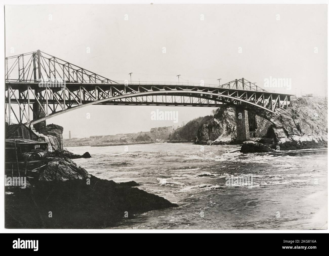 Druckmaschine des frühen 20.. Jahrhunderts, Kanada: Reversing Falls Bridge, St John, New Brunswick Stockfoto