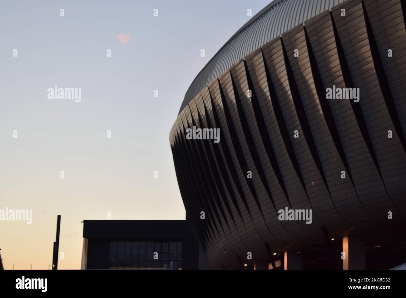 Cluj Arena überrascht vom Sonnenuntergang, Cluj-Napoca, Rumänien Stockfoto