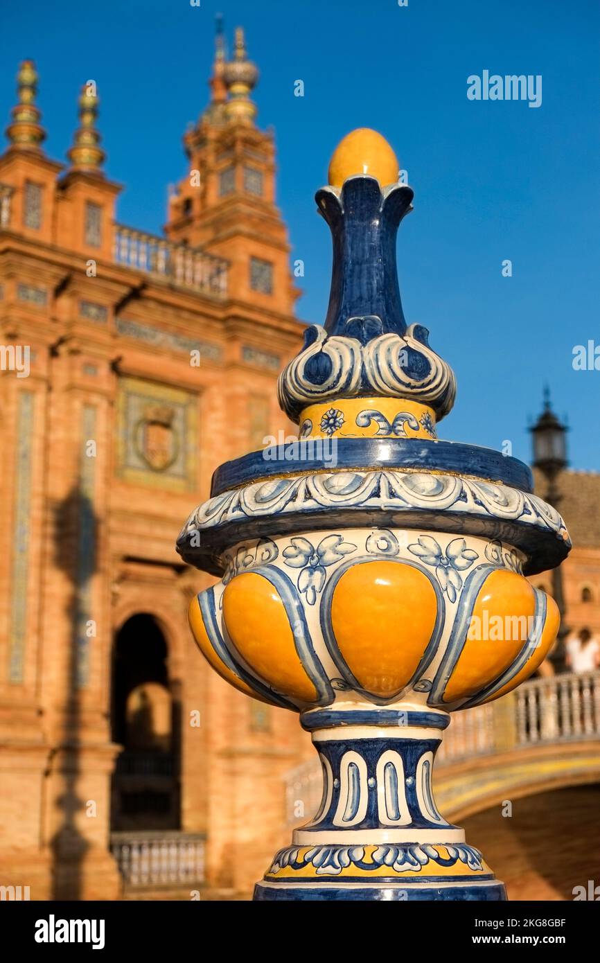 Spanien, Sevilla, Keramikdekoration in der Altstadt am Plaza de Espagna Stockfoto