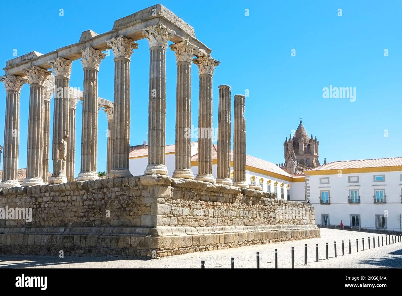 Evora, Portugal. Europa Römischer Tempel von Diana aus dem 1. Jahrhundert n. Chr. im Zentrum von Evora. Stockfoto