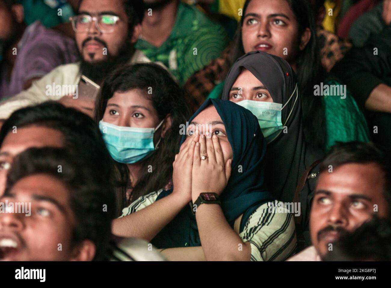 Fans feiern das Fußballspiel der FIFA-Weltmeisterschaft Stockfoto