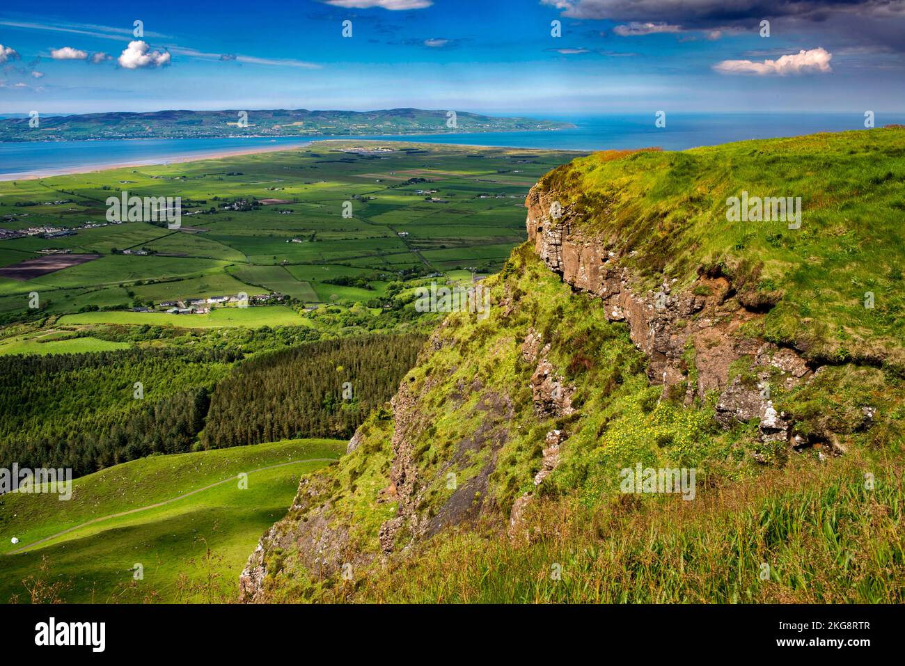 (Blick aus ) Binevenagh, Roe Valley, Co. Derry, Stockfoto